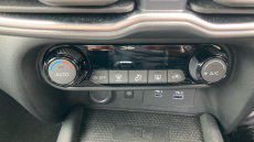 Nissan Juke 1.6 Hybrid N-Connecta 5dr Auto Hybrid Hatchback